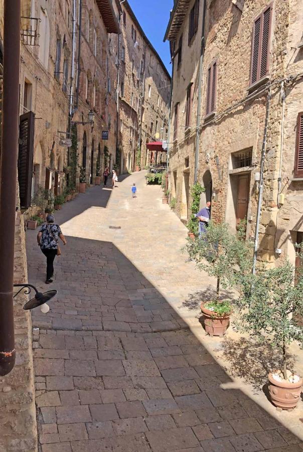Casa Alberi Lägenhet Volterra Exteriör bild